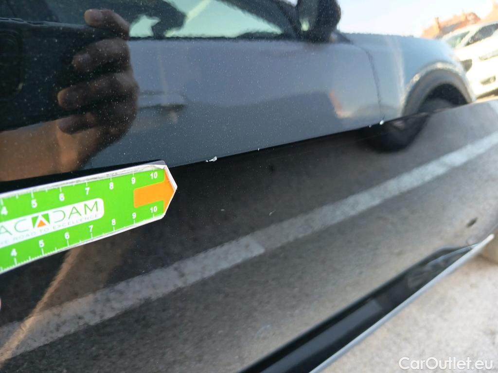  KIA  Ev6 KIA  / 2021 / 5P / todoterreno Air 58kWh 125kW RWD #8