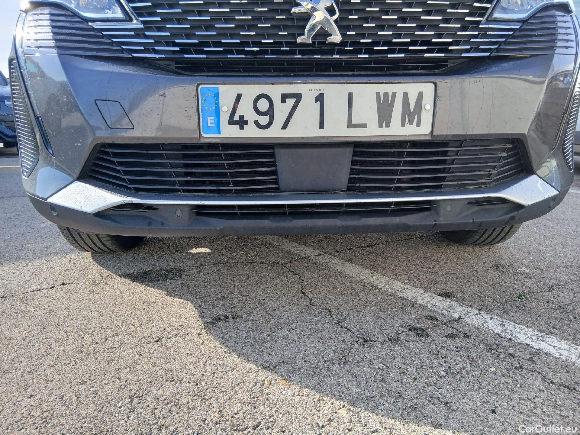  Peugeot  3008 PEUGEOT  / 2020 / 5P / todoterreno 1.5 BlueHDi 96kW S&S Active Pack EAT8 #8