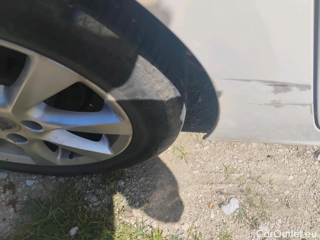  Opel  Corsa OPEL  / 2019 / 5P / berlina con portón 1.2T XHL 74kW (100CV) Edition (AC2) #10