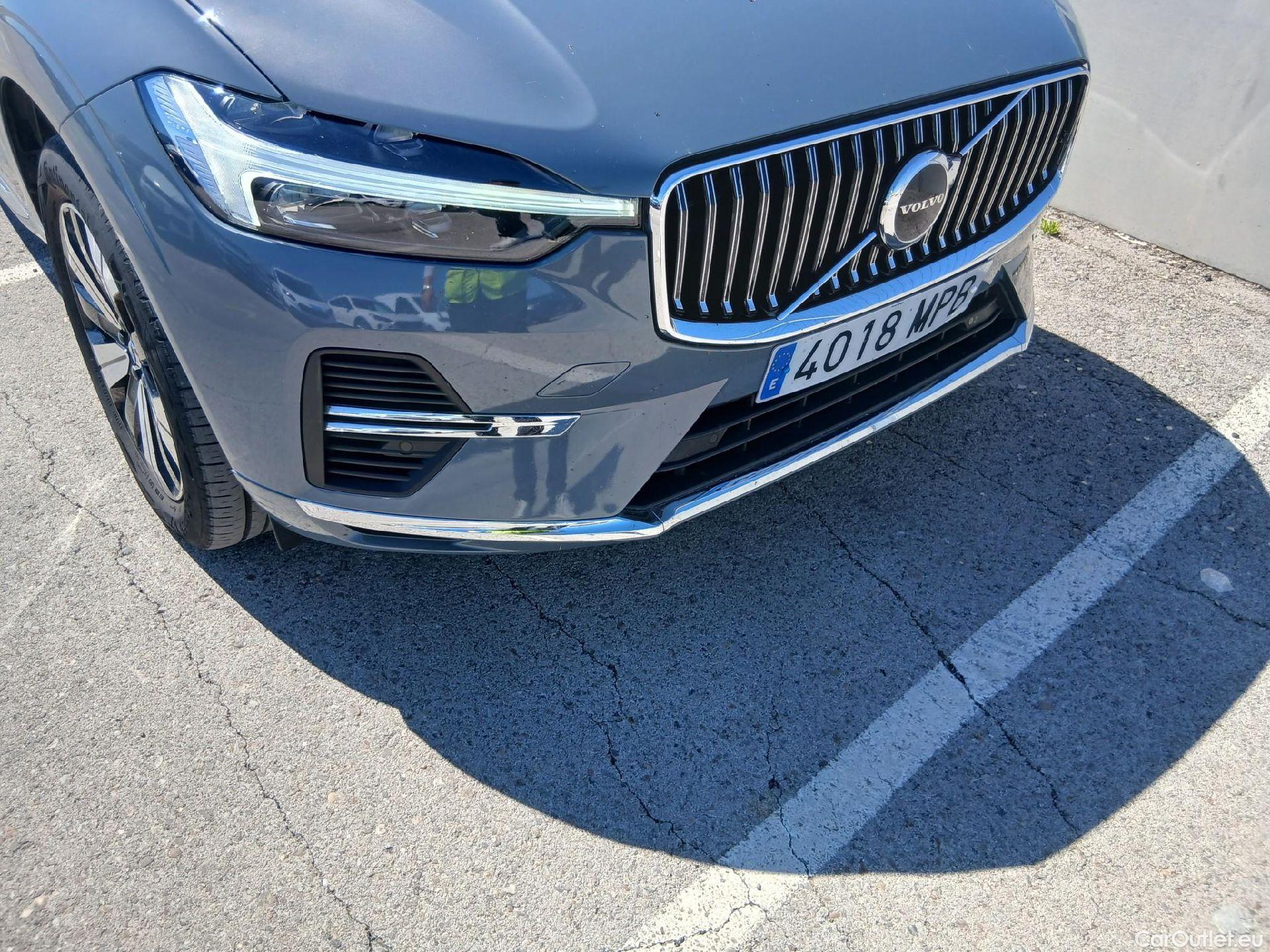  Volvo  XC60 VOLVO  2.0 T6 AWD Recharge Plus Bright Auto #5
