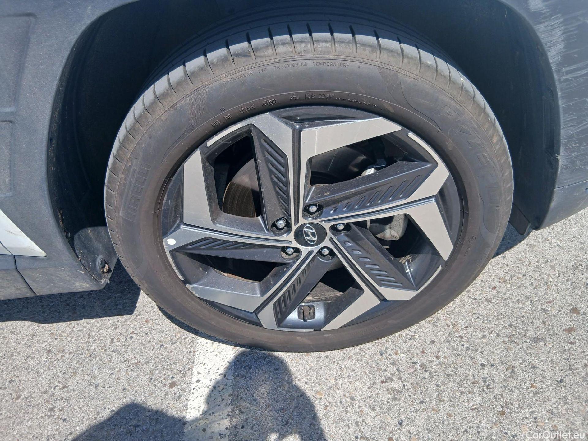  Hyundai  Tucson HYUNDAI  / 2020 / 5P / todoterreno 1.6 TGDI PHEV 195kW Style Auto 4x4 #19