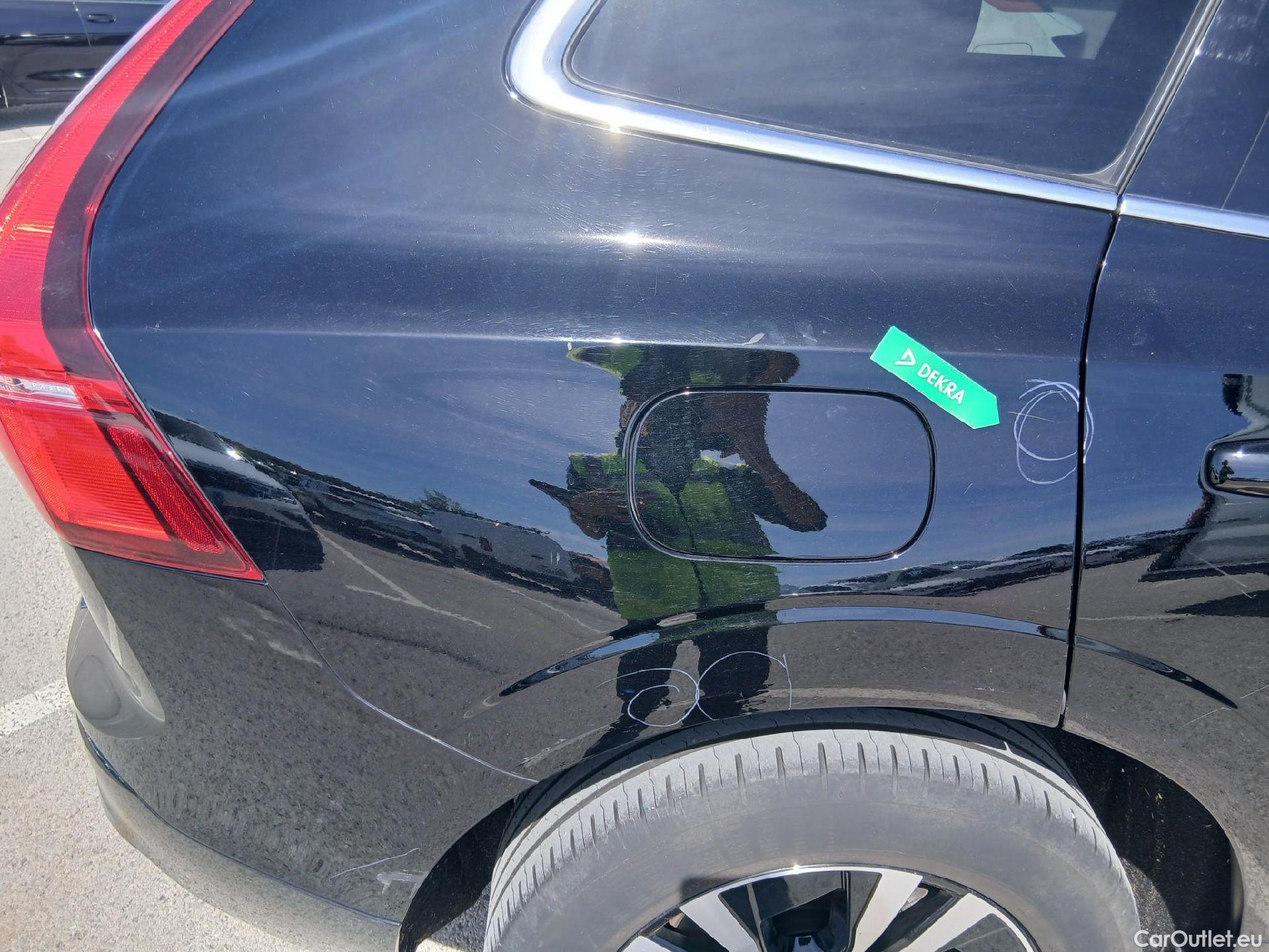  Volvo  XC60 VOLVO  / 2017 / 5P / todoterreno 2.0 B4 D Momentum Pro Auto #33