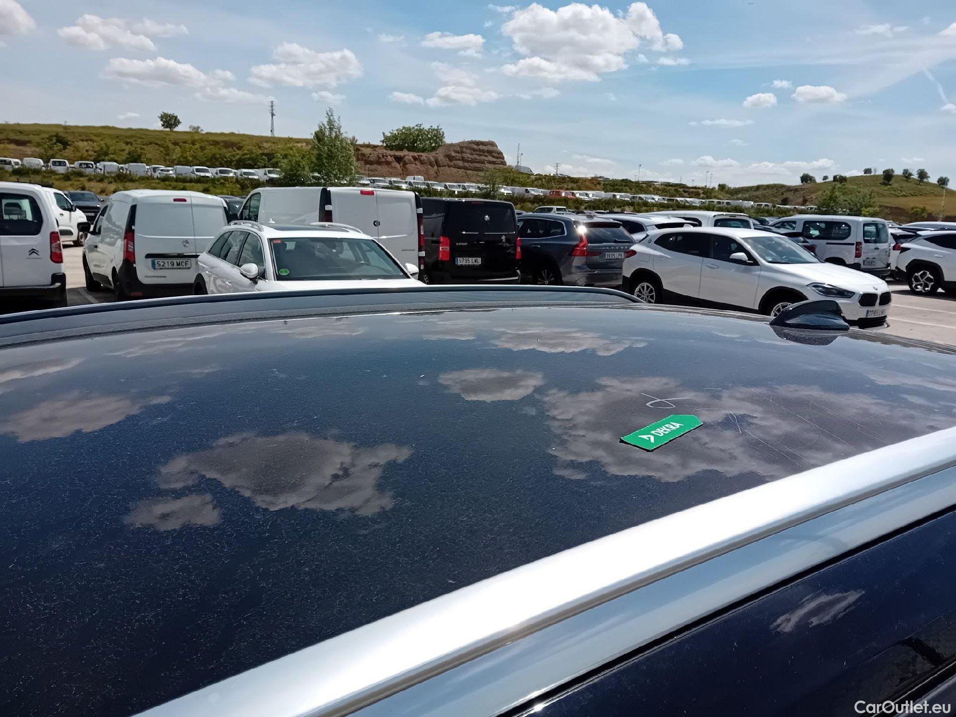  Volvo  XC 40 VOLVO XC40 / 2021 / 5P / todoterreno 2.0 B3 G Core Dark Auto #7