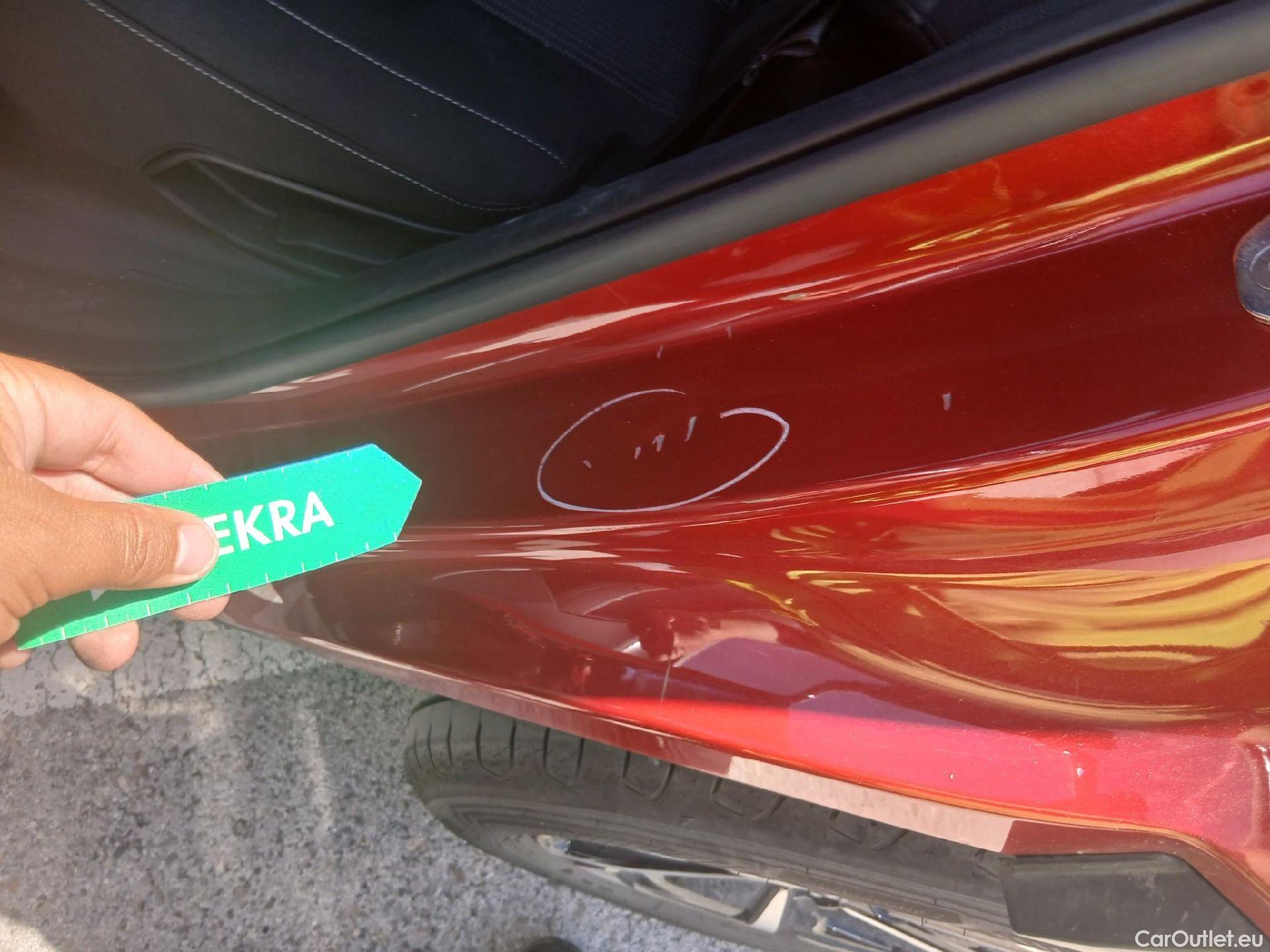  KIA  Sportage KIA  / 2022 / 5P / todoterreno 1.6 T-GDi HEV 171kW (230CV) Drive 4X2 #19