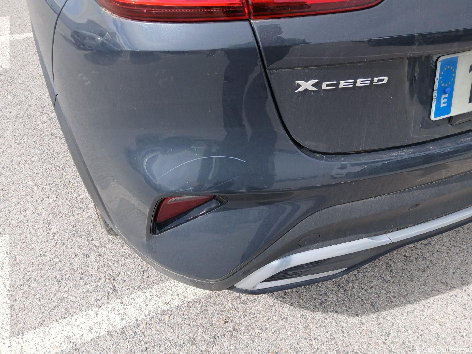  KIA  XCeed KIA  1.0 T-GDi Drive 74kW (100CV) #13