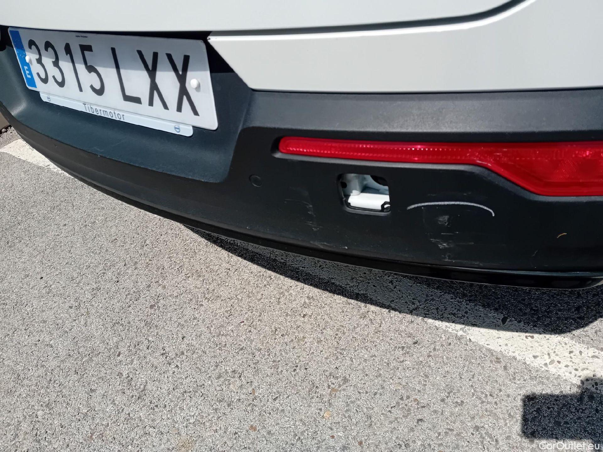  Volvo  XC 40 VOLVO XC40 / 2017 / 5P / todoterreno 2.0 B3 G R-Design Auto #16