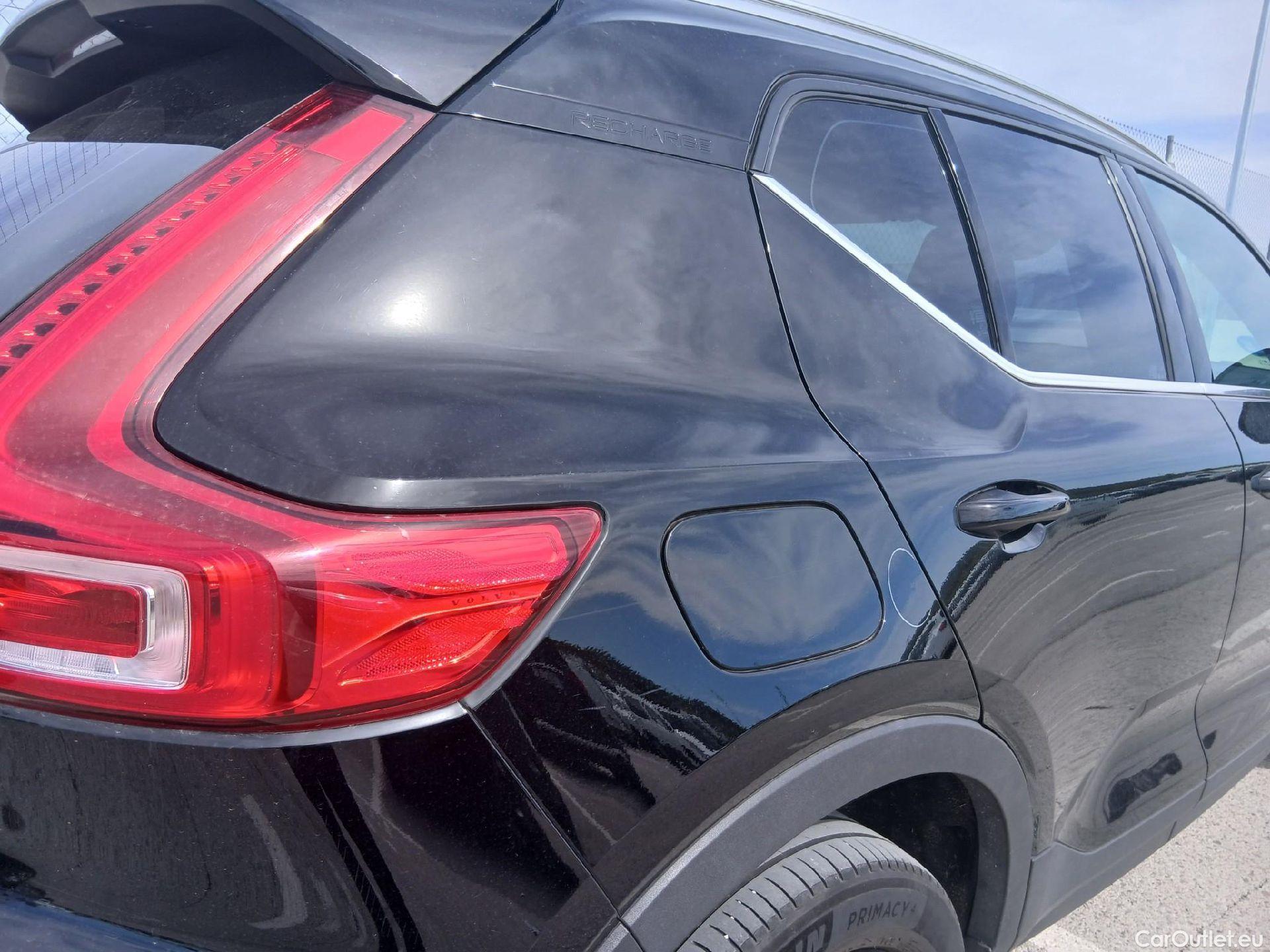  Volvo  XC 40 VOLVO XC40 todoterreno 1.5 T4 Recharge PHEV Core Auto 210 CV 10 kWh #59