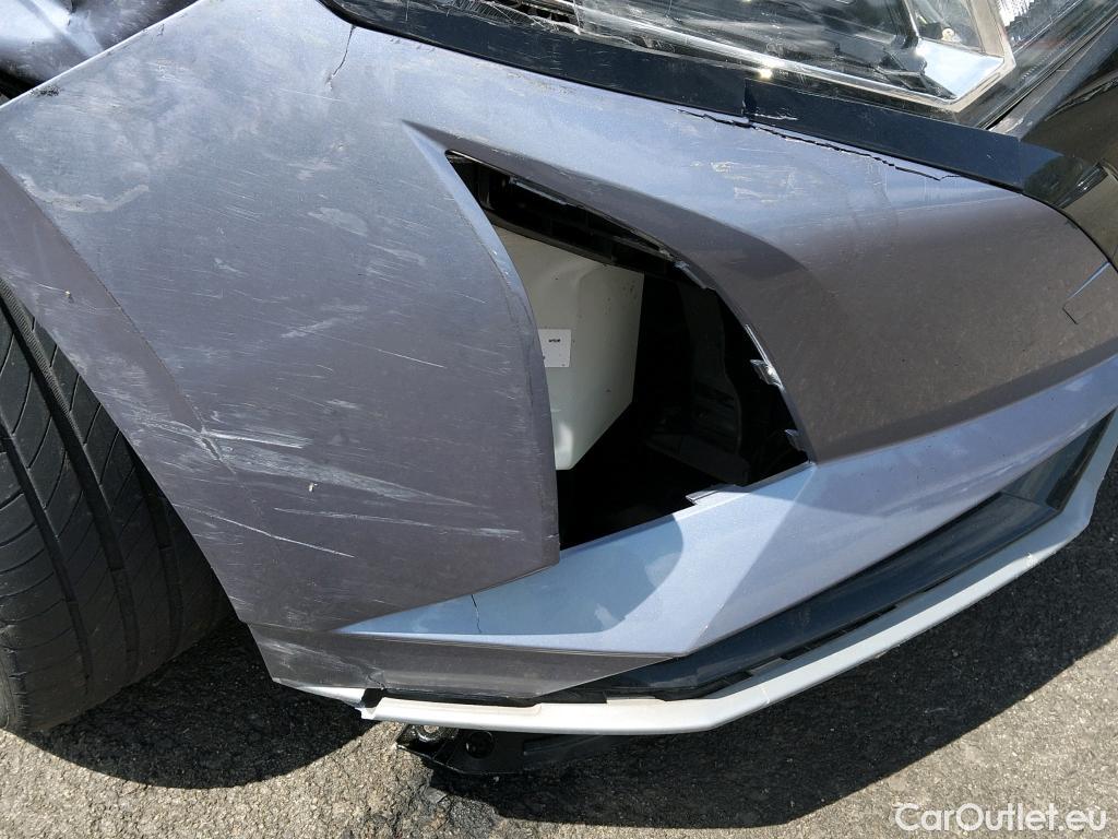  Hyundai  i20 HYUNDAI  1.0 TGDI Klass 100 CV ##SIN LLAVES## ACCIDENTADO## #3