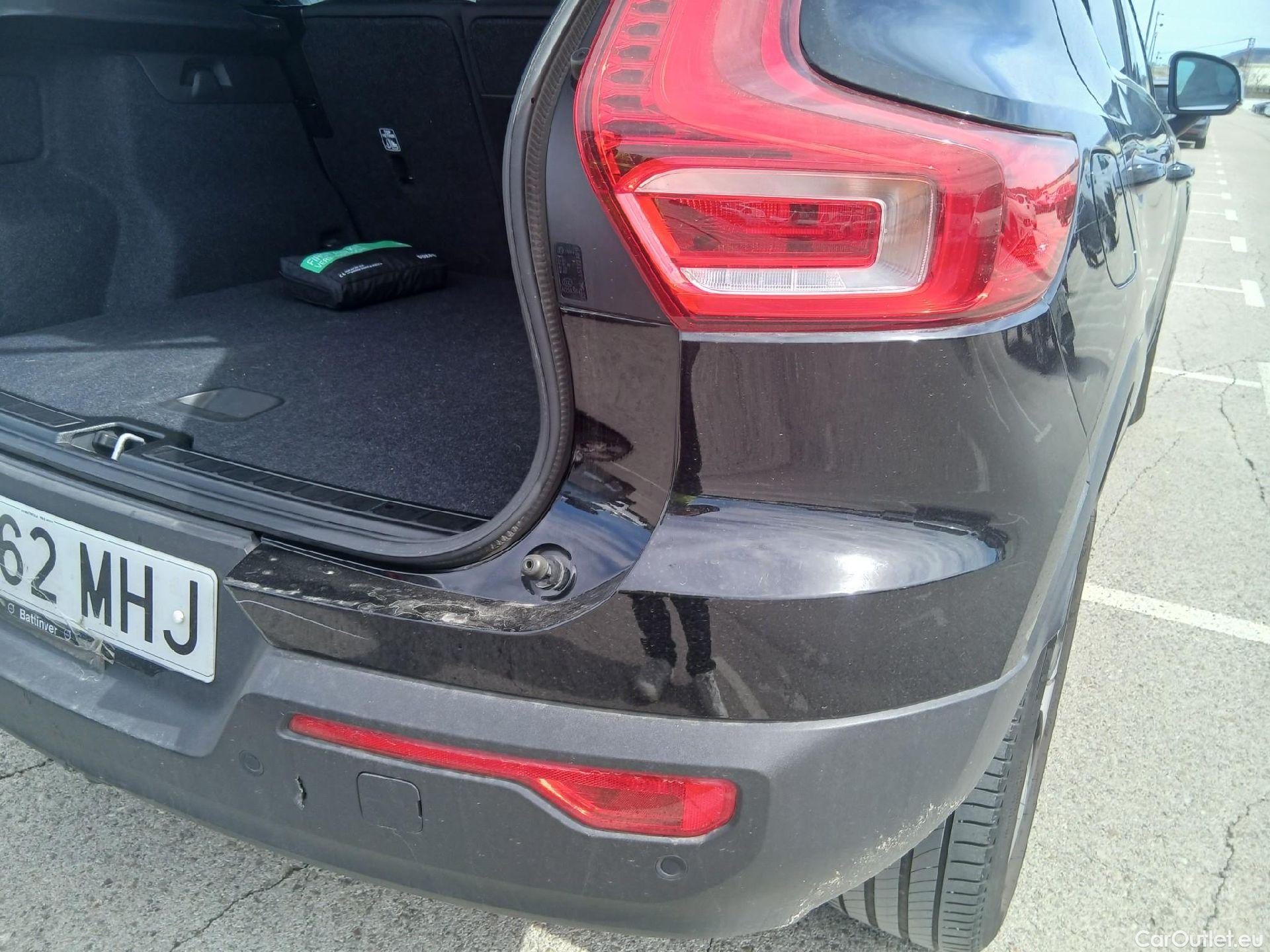  Volvo  XC 40 VOLVO XC40 todoterreno 1.5 T4 Recharge PHEV Core Auto 210 CV 10 kWh #51