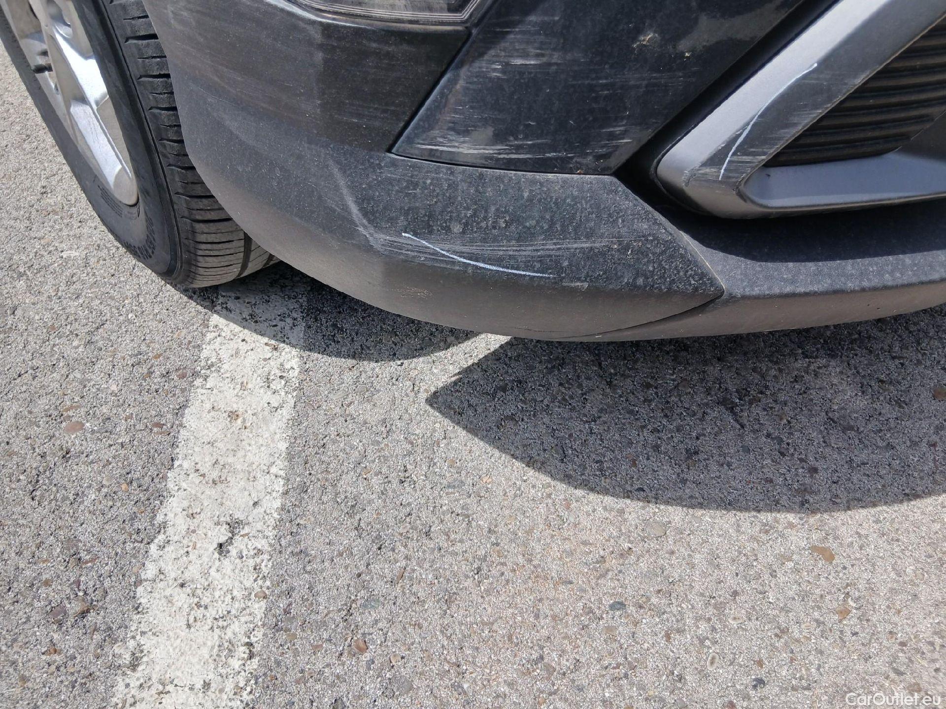  Hyundai  Konna HYUNDAI Kona / 2023 / 5P / todoterreno 1.6 GDI HEV Maxx DCT #9