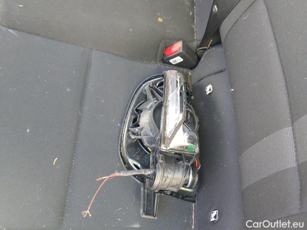  Hyundai  i20 HYUNDAI  1.0 TGDI Klass 100 CV ##SIN LLAVES## ACCIDENTADO## #21