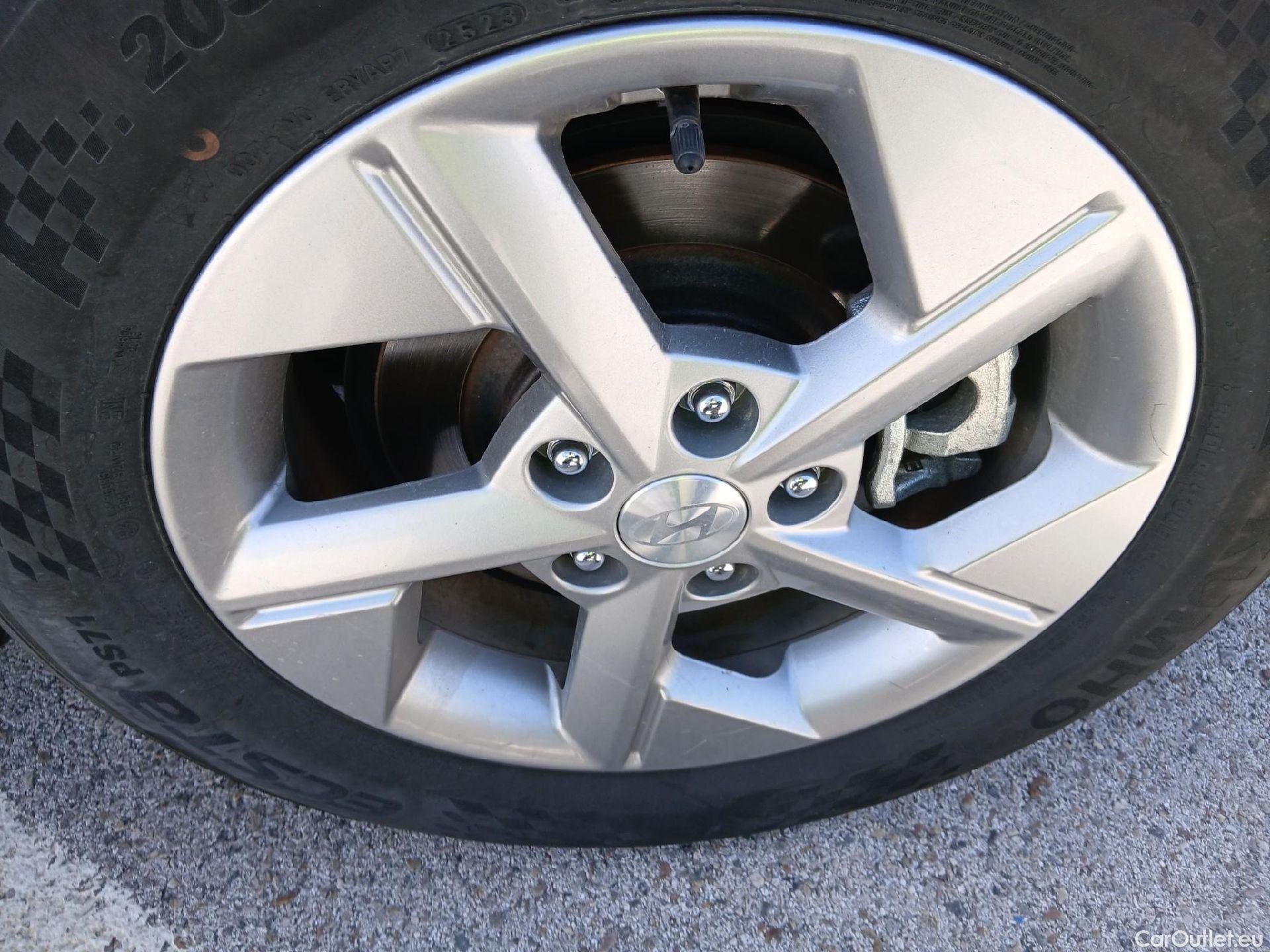  Hyundai  Konna HYUNDAI Kona / 2023 / 5P / todoterreno 1.6 GDI HEV Maxx DCT #34
