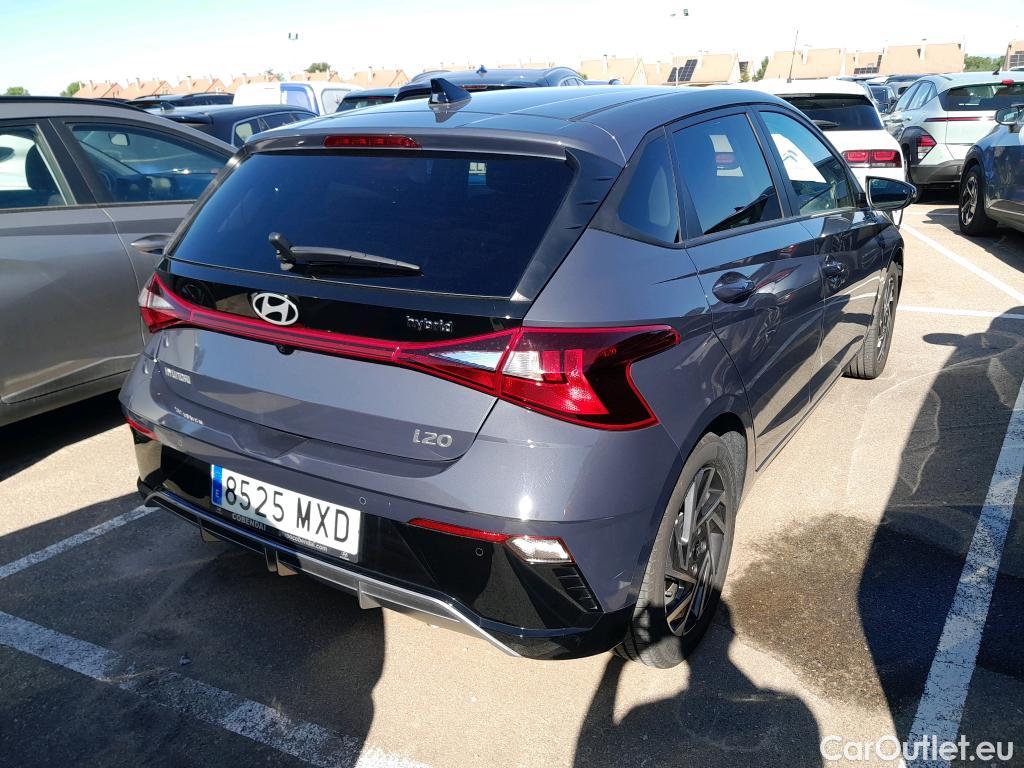  Hyundai  i20 HYUNDAI  / 2023 / 5P / berlina con portón 1.0 TGDI 48V Klass #11