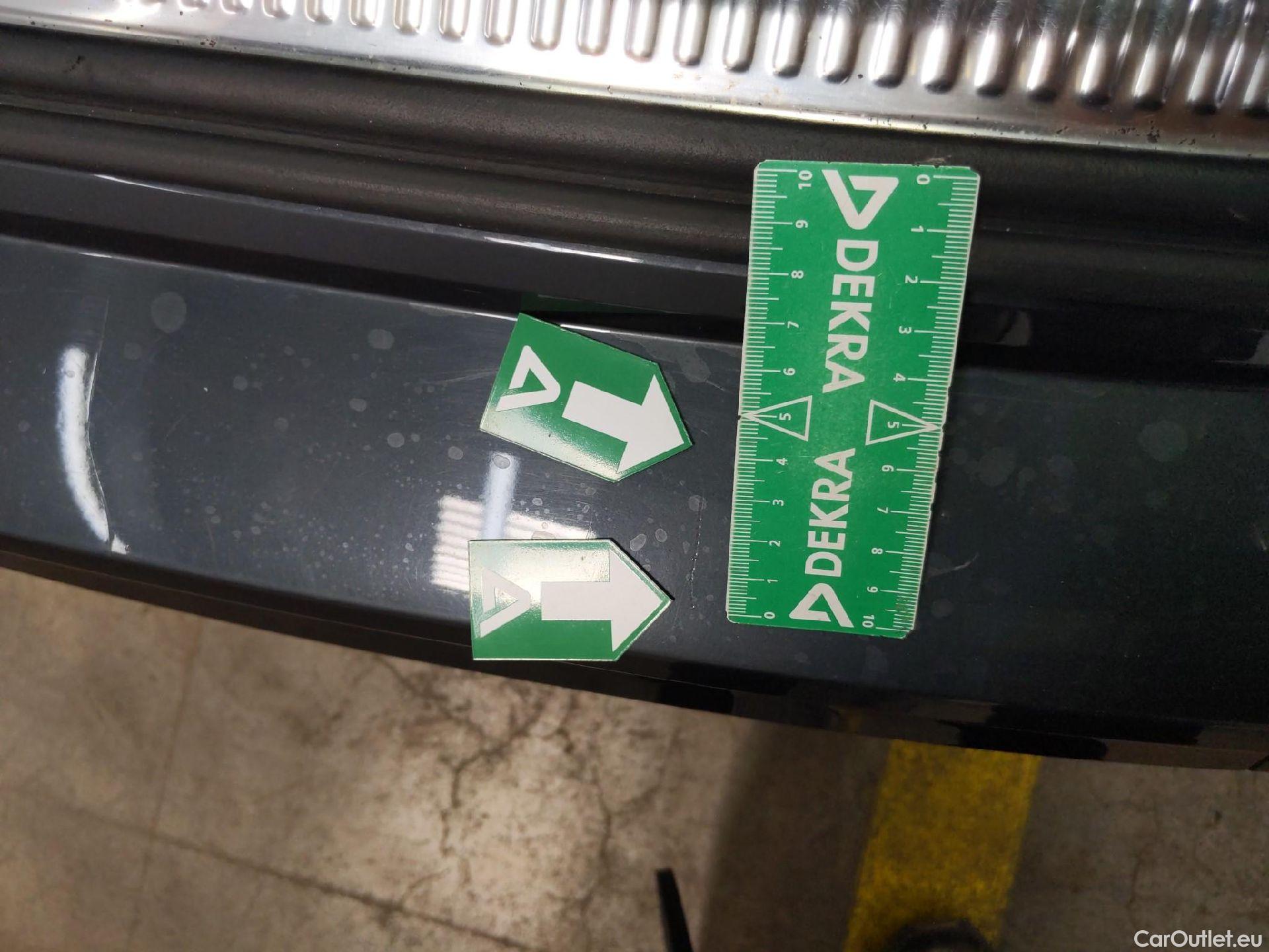  Audi  A4  Avant 35 TDI Business Line 2.0 TDI 165CV BVA7 E6d #10
