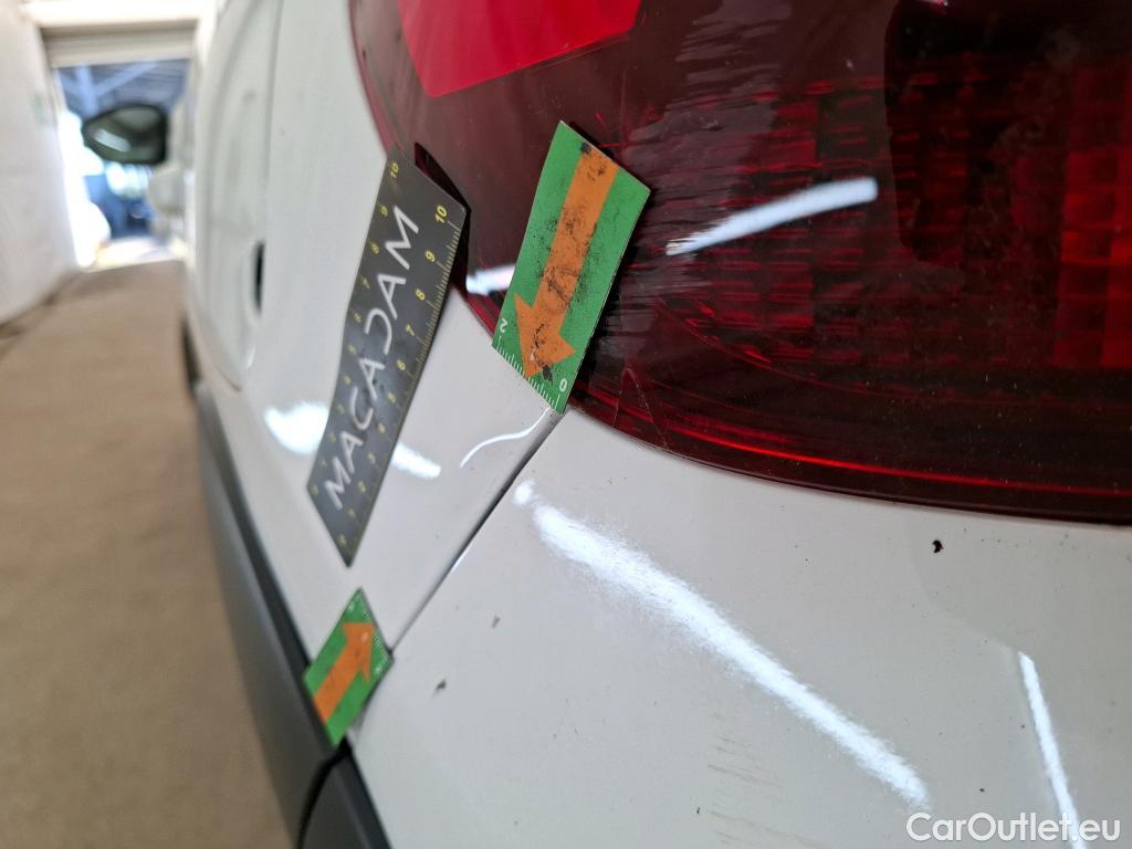  Citroen  C3  Feel Business 1.2 PureTech 80CV BVM5 E6d #4