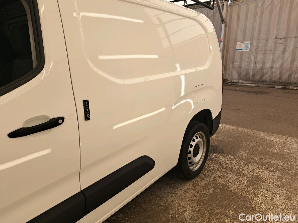  Citroen  Berlingo  Fourgon Club XL 950 1.2 PureTech 110CV BVM6 E6d #1