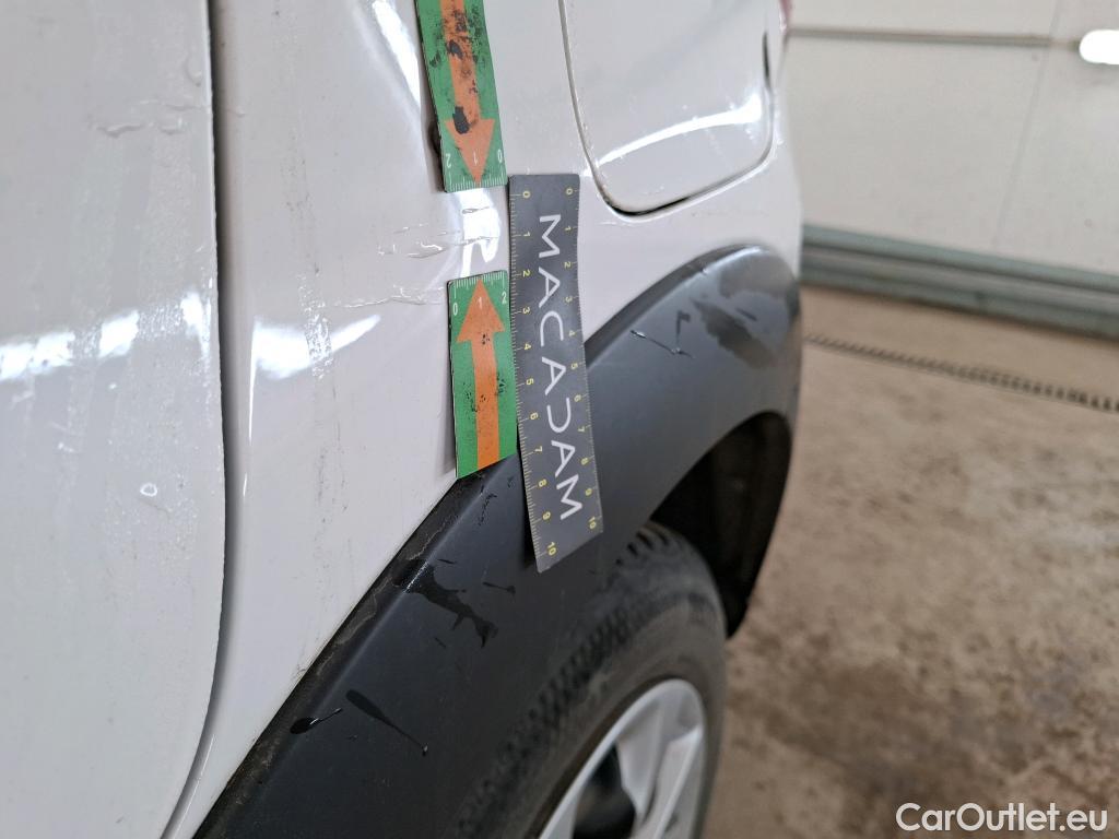  Citroen  C3 CITROEN  5p Berline PureTech 82 S&S BVM Feel Business #26