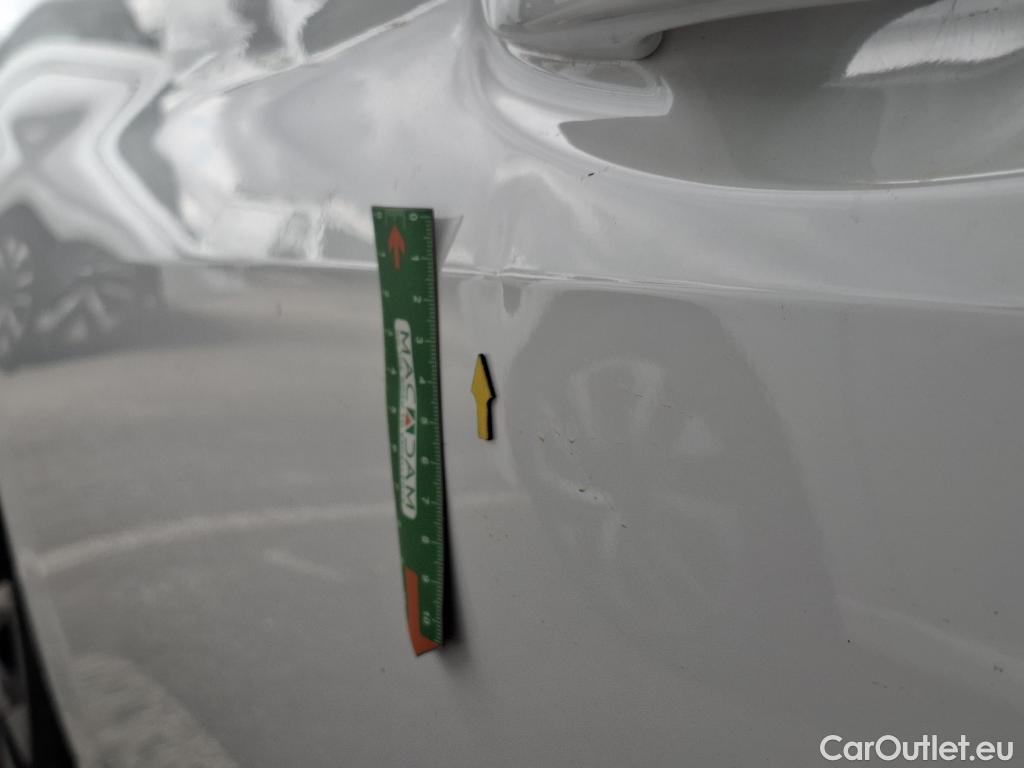  Peugeot  208 PEUGEOT  / 2023 / 5P / Berline PureTech 100 S&S Active #18