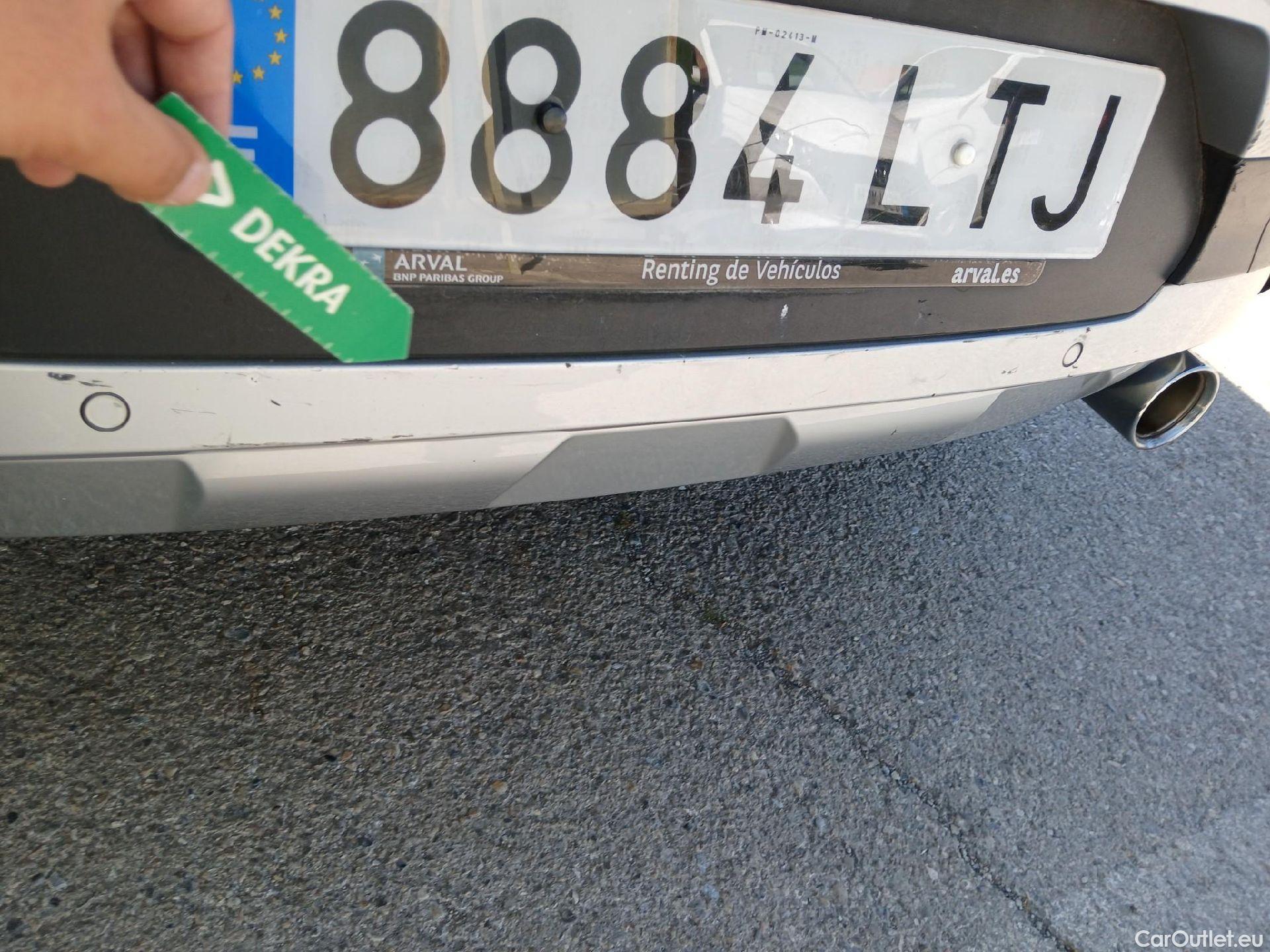  Bmw  X2 BMW  / 2017 / 5P / todoterreno sDrive18d #36