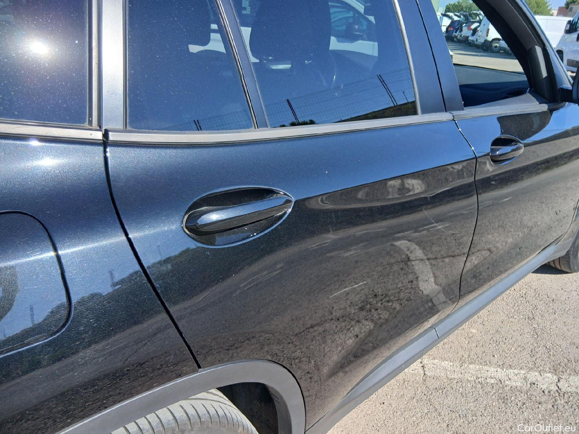  Bmw  X3 BMW  / 2017 / 5P / todoterreno xDrive20d (AC2) #28