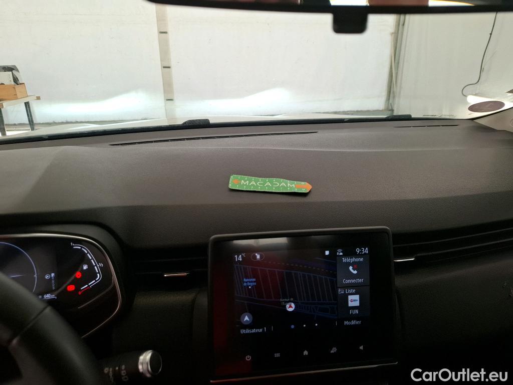  Renault  Clio  V Business 1.6 E-TECH Hybrid 140CV BVA6 E6d #17