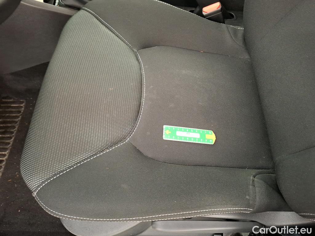  Renault  Clio  IV Business 0.9 TCe 90CV BVM5 E6 #11