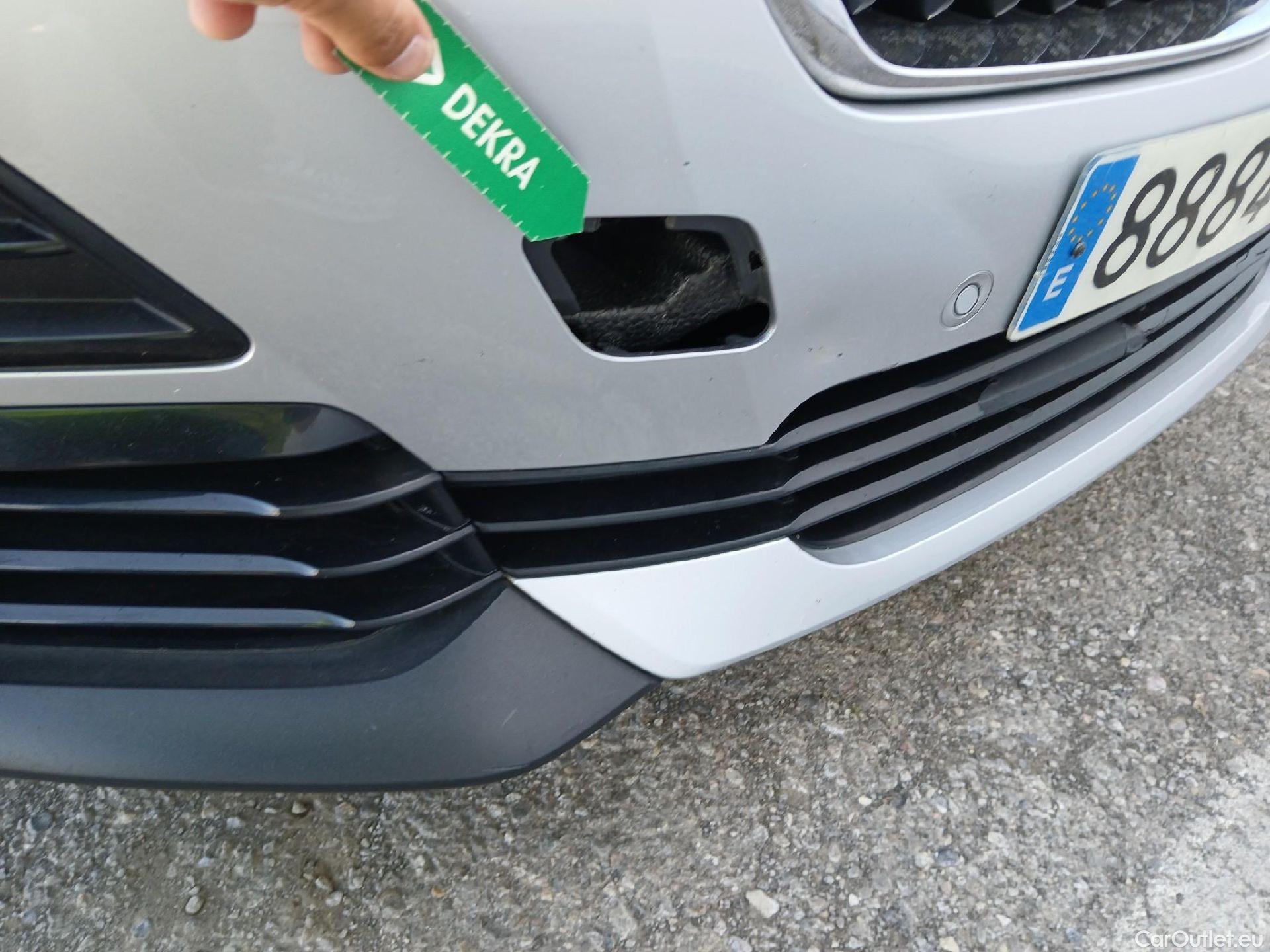  Bmw  X2 BMW  / 2017 / 5P / todoterreno sDrive18d #7