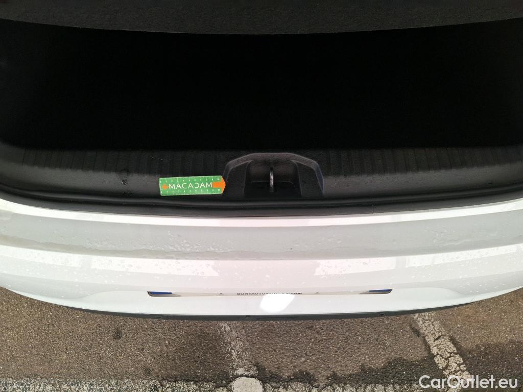  Renault  Clio  V Business 1.6 E-TECH Hybrid 140CV BVA6 E6d #50