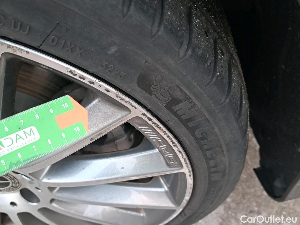  Mercedes  A-Klasse MERCEDES-BENZ Clase A / 2018 / 4P / sedán Sedán A 250 e #7