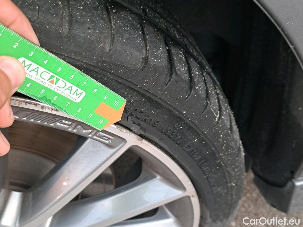  Mercedes  A-Klasse MERCEDES-BENZ Clase A / 2018 / 4P / sedán Sedán A 250 e #25