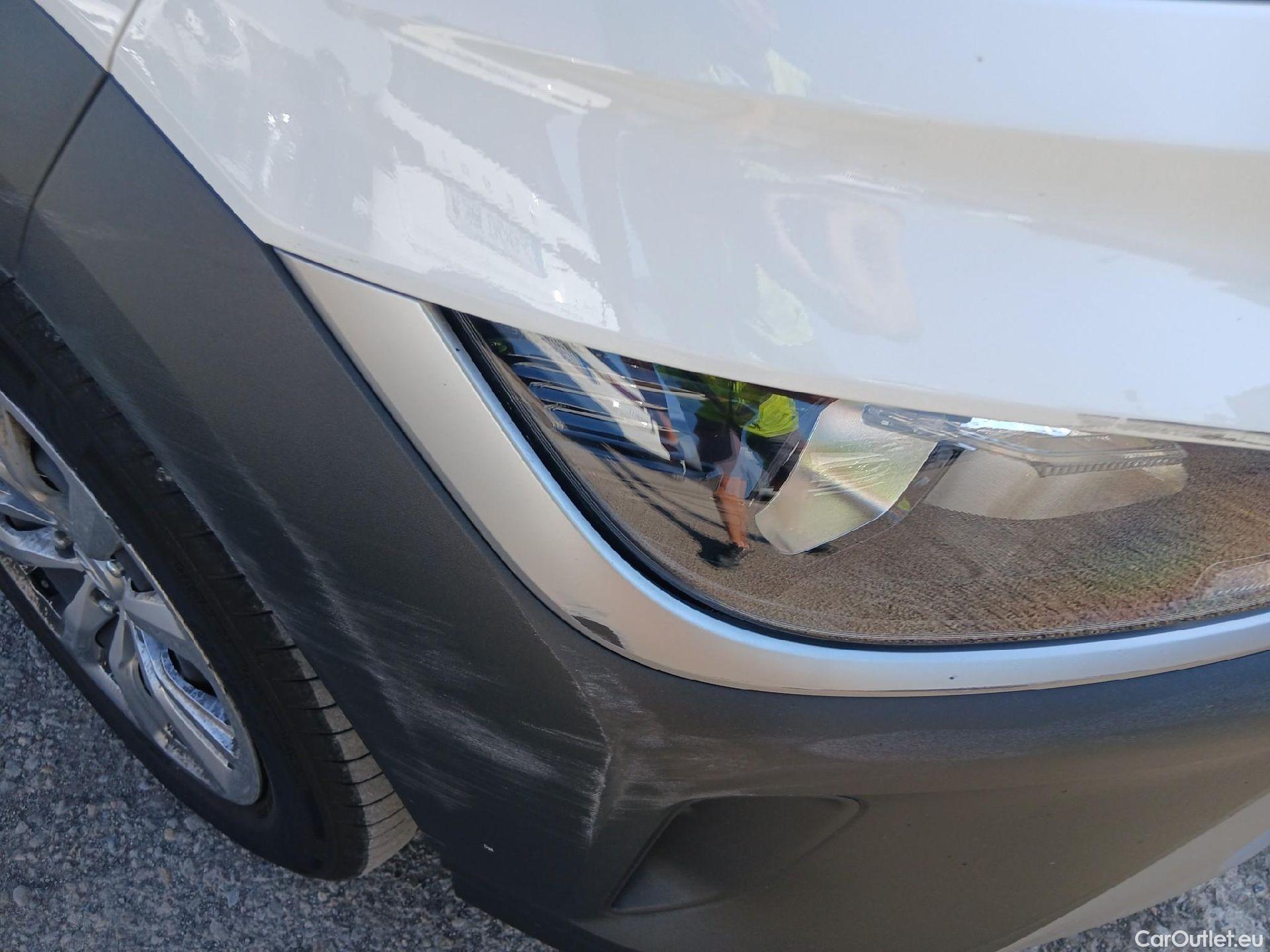  Hyundai  Konna HYUNDAI Kona / 5P / 1.0 TGDI Klass 4X2 110 CV #4