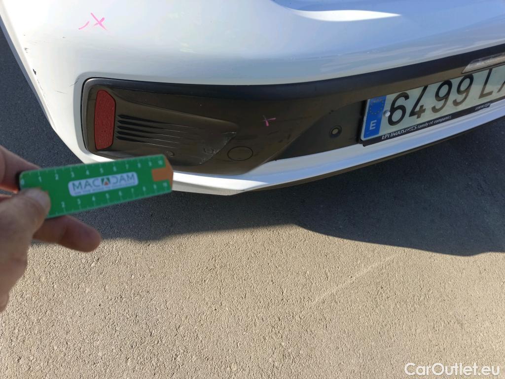  Hyundai   Ioniq HYUNDAI / 2019 / 5P / berlina con portón 1.6 GDI PHEV Klass DCT #7