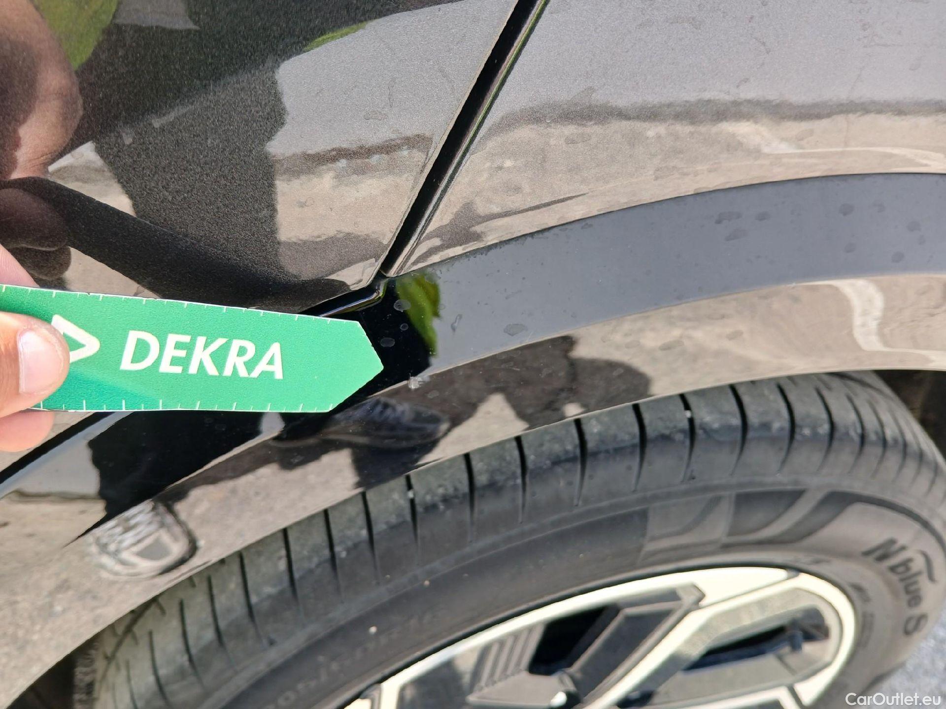  KIA  Niro KIA  / 2022 / 5P / crossover 1.6 GDi HEV 104kW (141CV) Drive #36