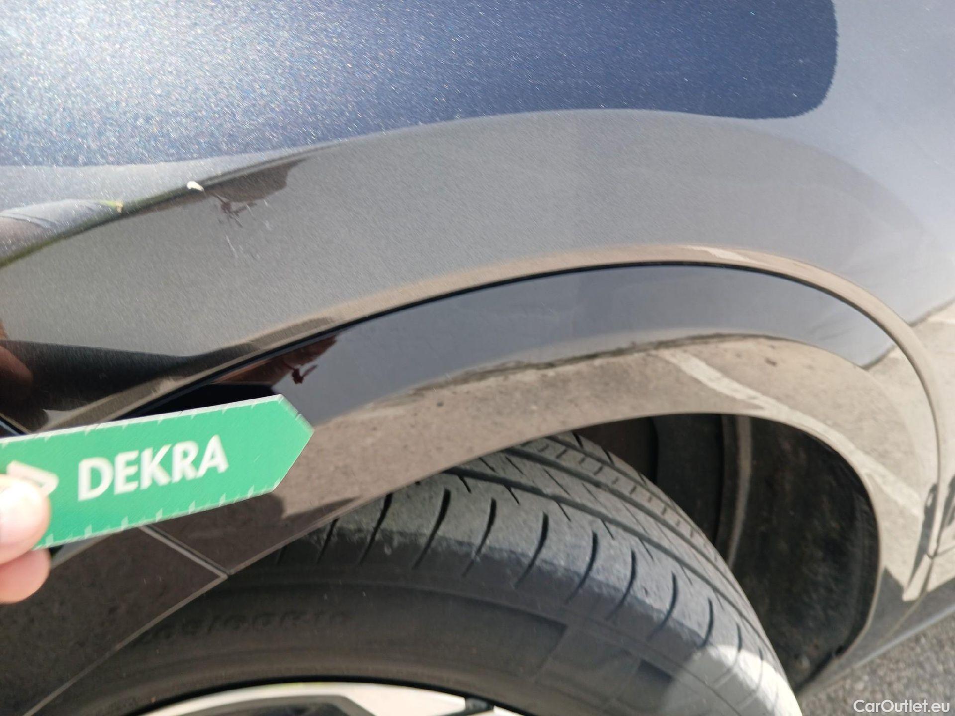  KIA  Niro KIA  / 2022 / 5P / crossover 1.6 GDi HEV 104kW (141CV) Drive #23
