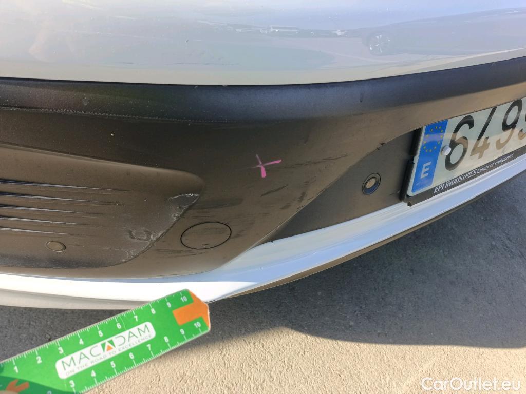  Hyundai   Ioniq HYUNDAI / 2019 / 5P / berlina con portón 1.6 GDI PHEV Klass DCT #8
