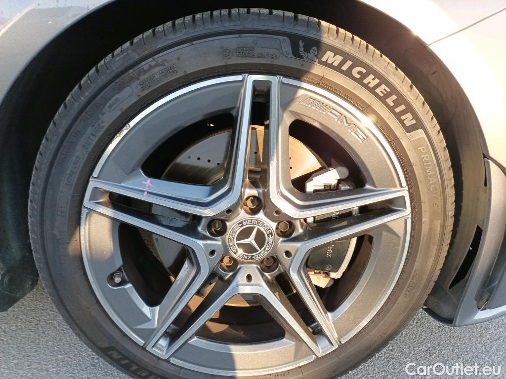  Mercedes  CLA-Klasse MERCEDES-BENZ CLA / 2019 / 5P / familiar CLA 220 D DCT Shooting Brake #3