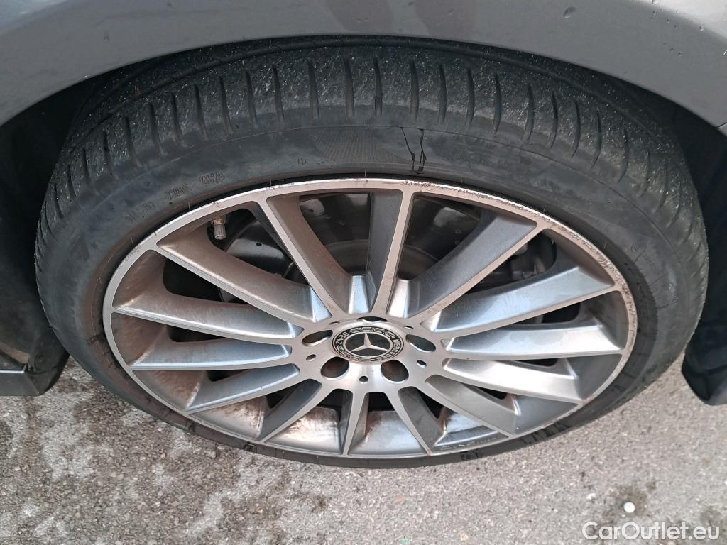  Mercedes  A-Klasse MERCEDES-BENZ Clase A / 2018 / 4P / sedán Sedán A 250 e #8