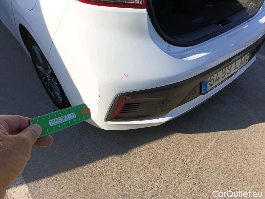  Hyundai   Ioniq HYUNDAI / 2019 / 5P / berlina con portón 1.6 GDI PHEV Klass DCT #9