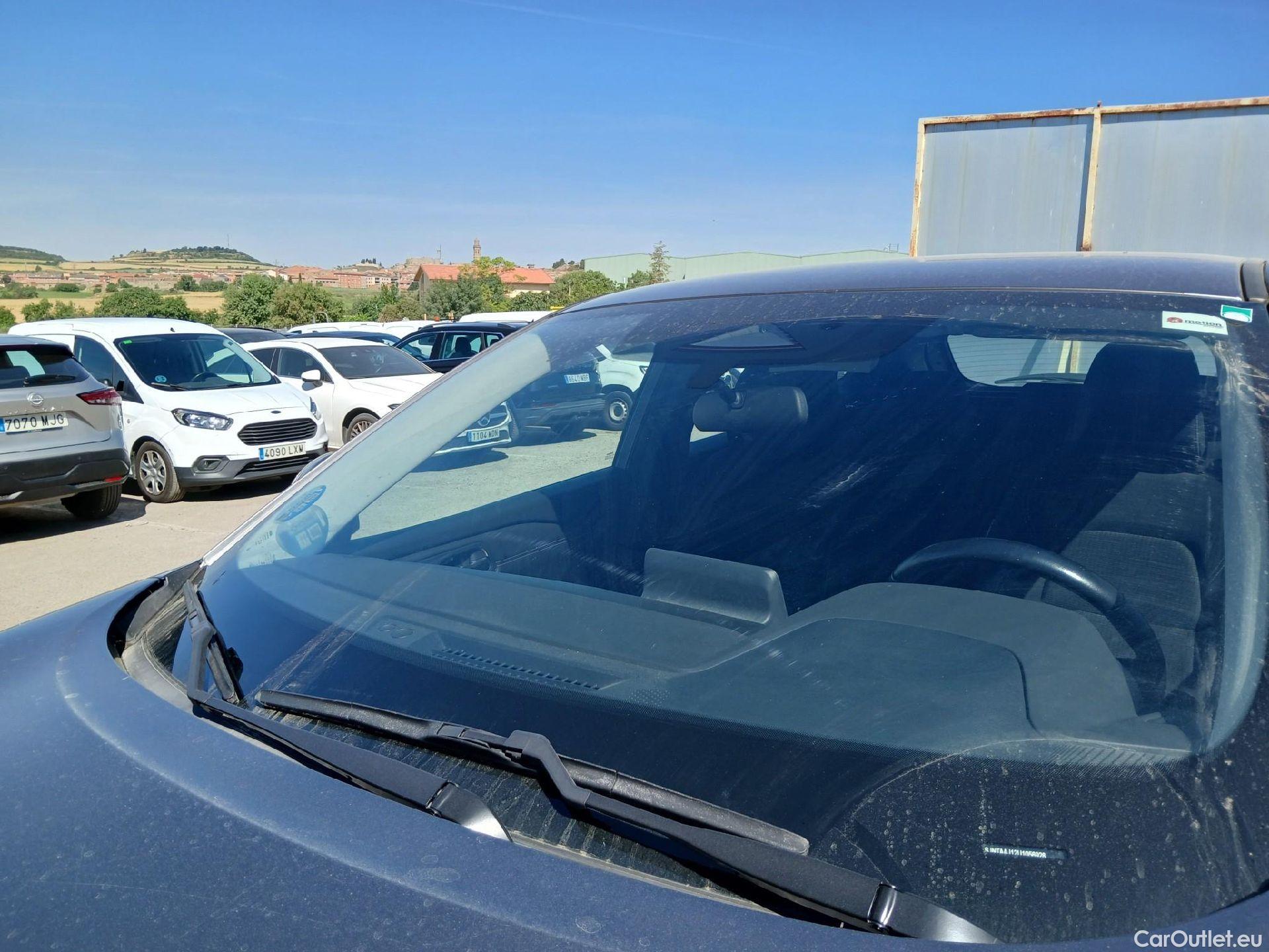  Nissan  Qashqai NISSAN  / 2021 / 5P / todoterreno DIG-T 116kW (158CV) mHEV Xtronic Acenta (AC) #5