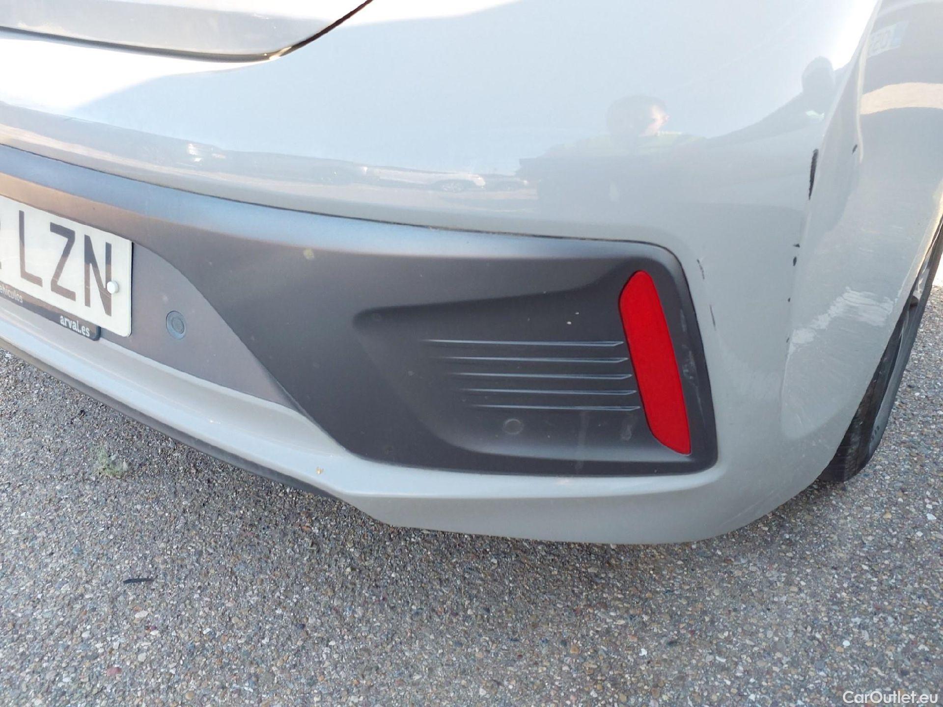  Hyundai   Ioniq HYUNDAI / 5P / 1.6 GDI PHEV Klass DCT 140 CV  #12