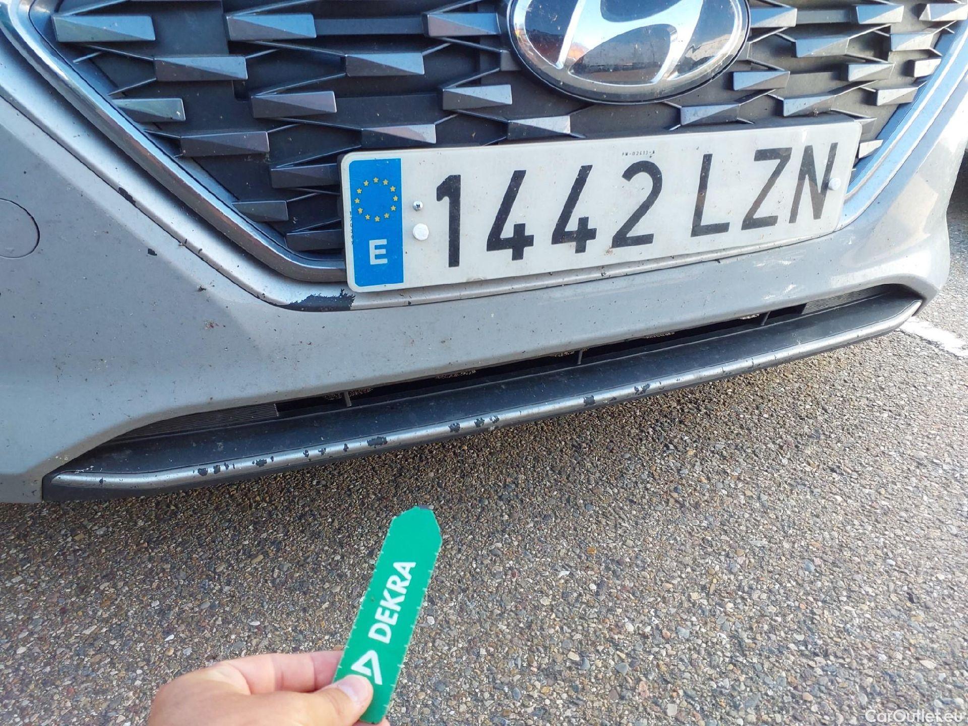  Hyundai   Ioniq HYUNDAI / 5P / 1.6 GDI PHEV Klass DCT 140 CV  #22