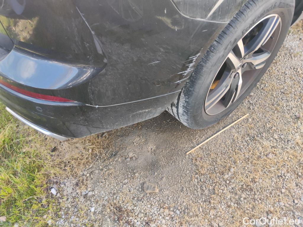  Volvo  XC60 VOLVO  / 2017 / 5P / todoterreno 2.0 T4 R-Design Auto #6