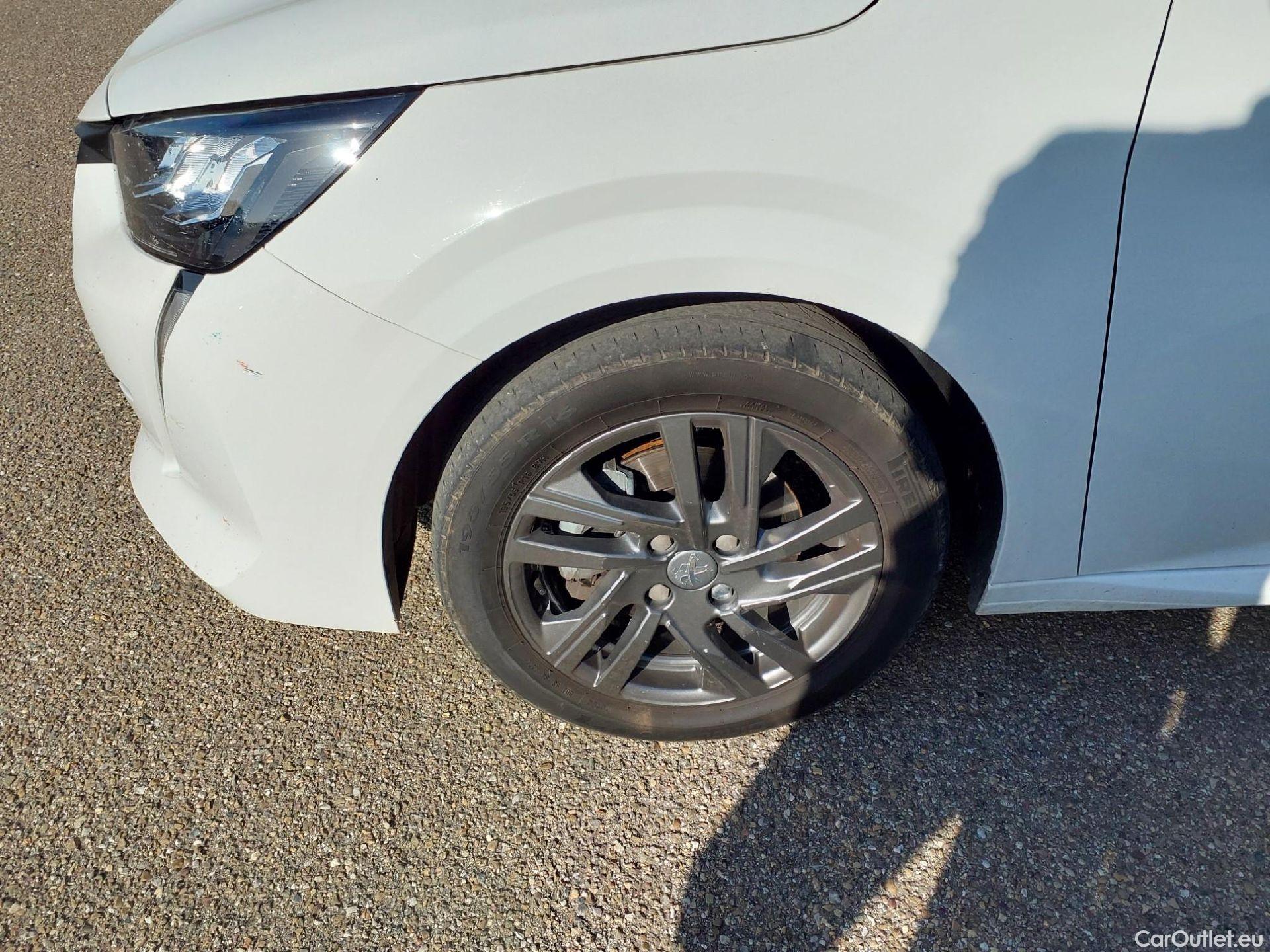  Peugeot  208 PEUGEOT  / 2019 / 5P / berlina con portón BlueHDi 73kW (100CV) Active #8