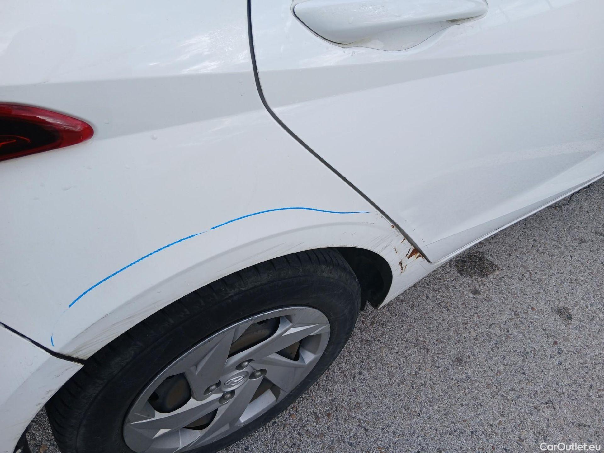  Hyundai  i20 HYUNDAI  / 2020 / 5P / berlina con portón 1.0 TGDI 74kW (100CV) 48V Essence #38