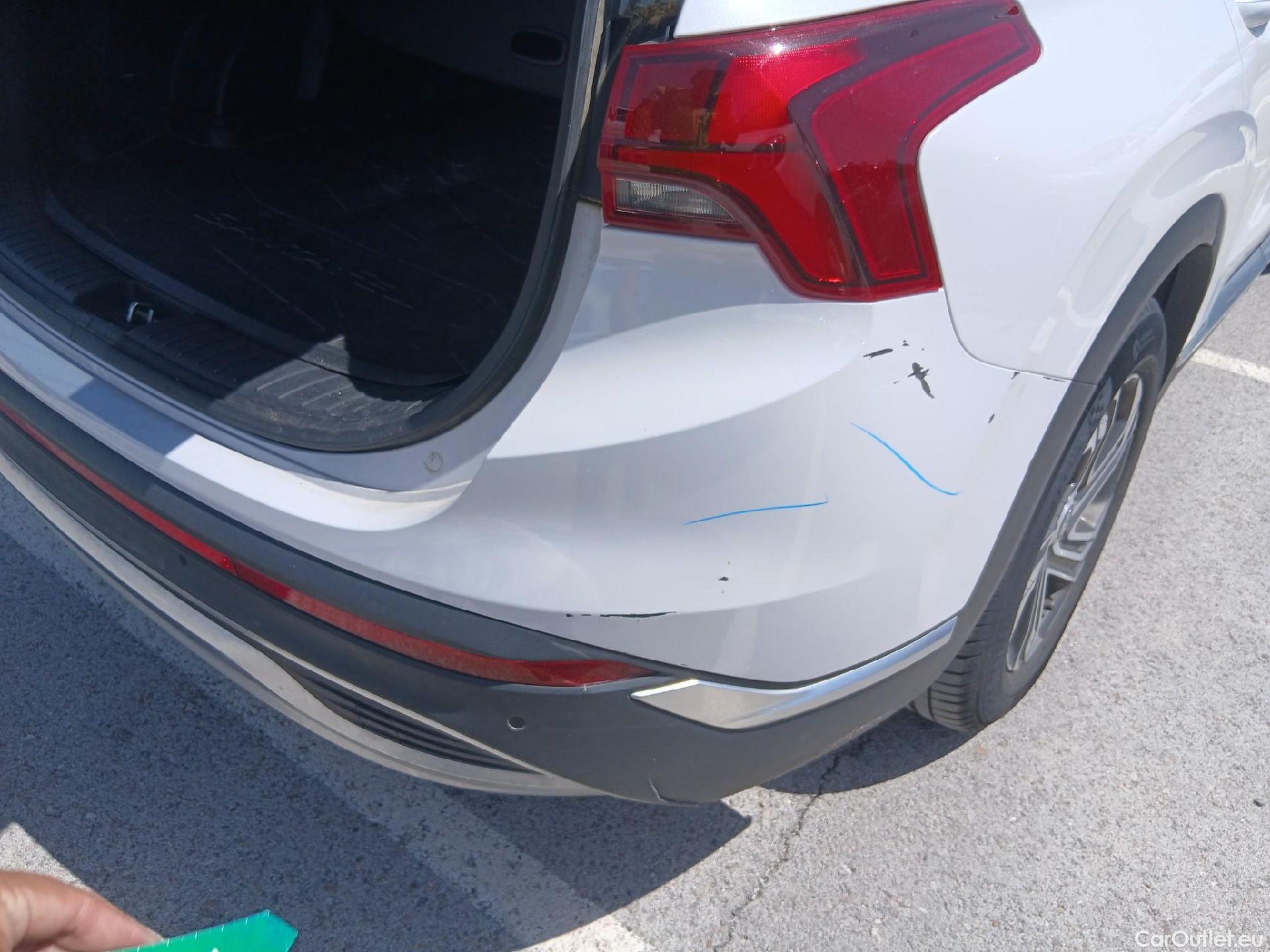  Hyundai  Santa Fe HYUNDAI  / 2021 / 5P / todoterreno 2.2 CRDi Tecno DCT 4x2 #19