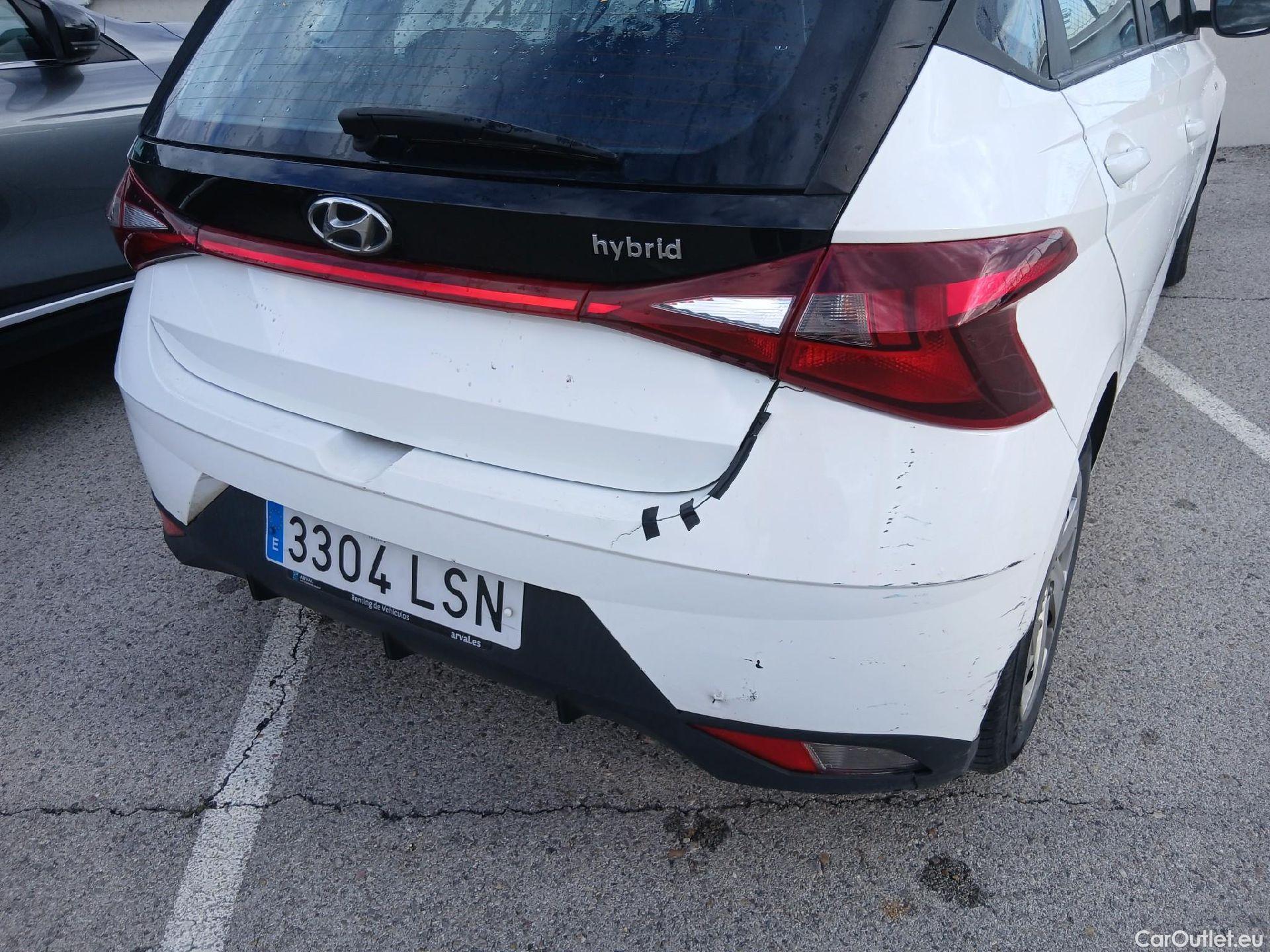  Hyundai  i20 HYUNDAI  / 2020 / 5P / berlina con portón 1.0 TGDI 74kW (100CV) 48V Essence #29