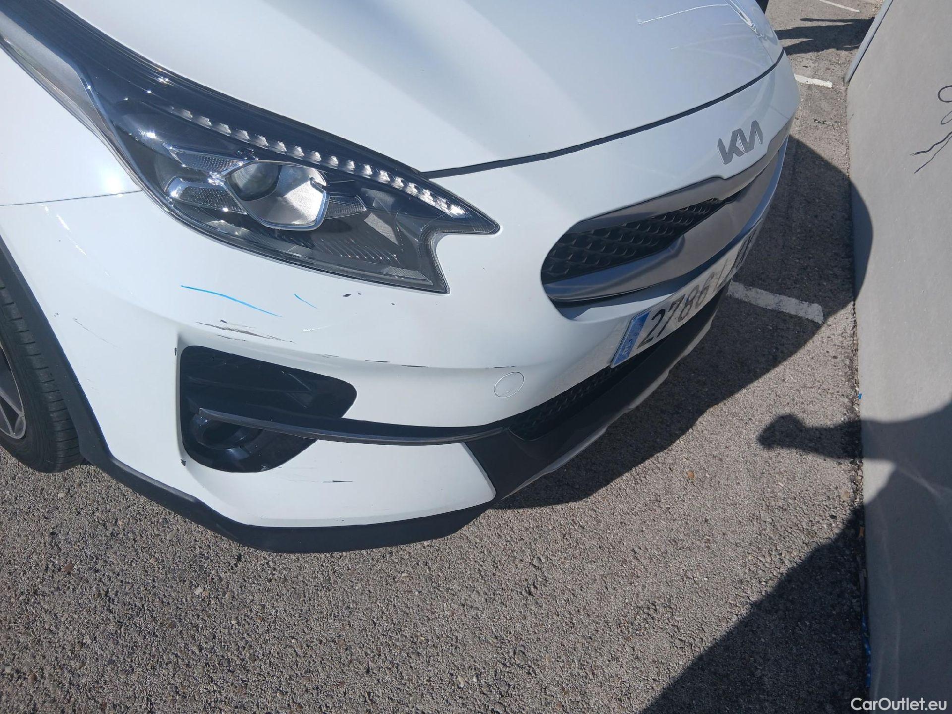  KIA  XCeed KIA  1.5 MHEV iMT Tech 160 CV #4