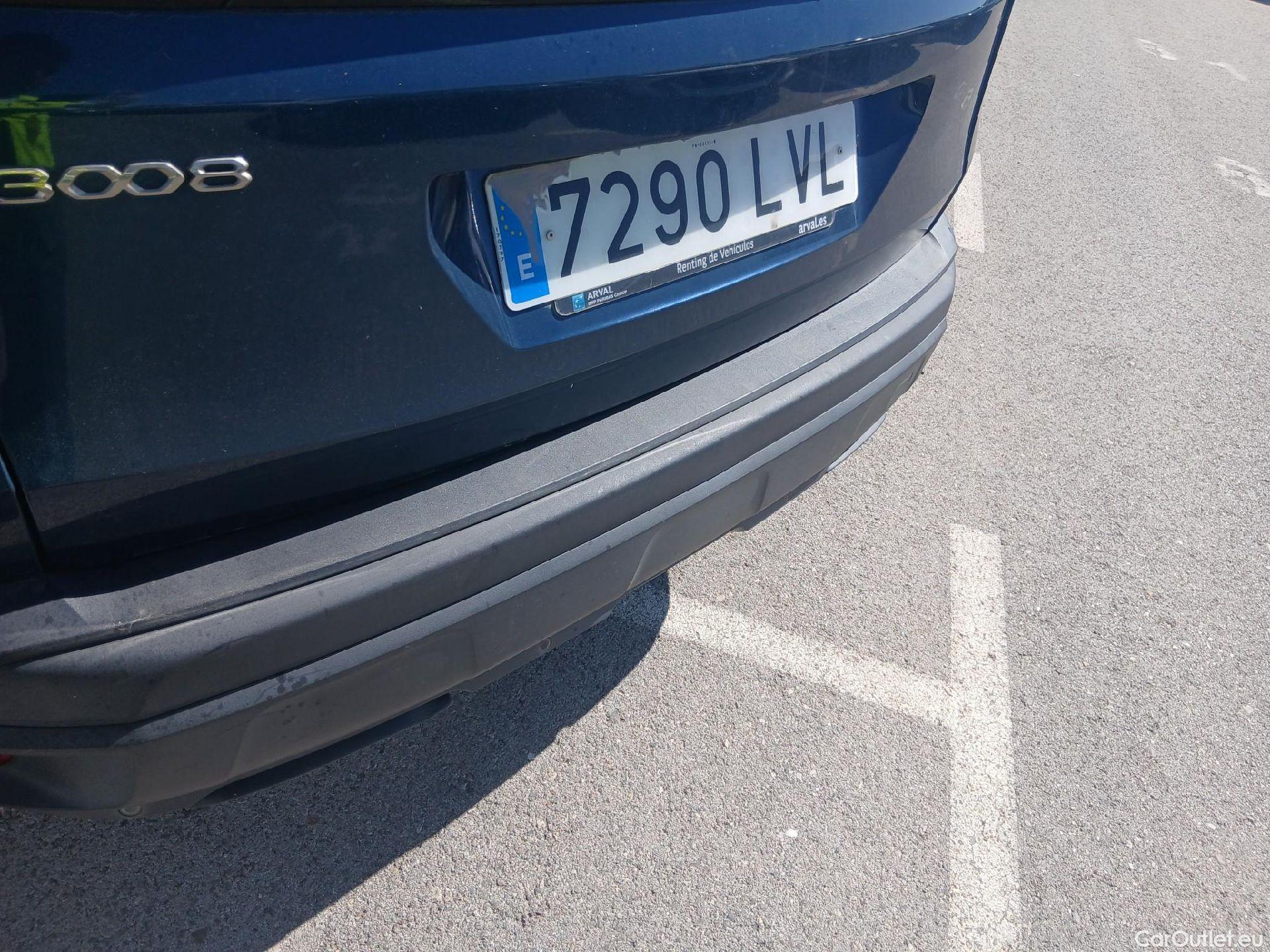  Peugeot  3008 PEUGEOT  / 2020 / 5P / todoterreno 1.5 BlueHDi 96kW S&S Active Pack EAT8 #38