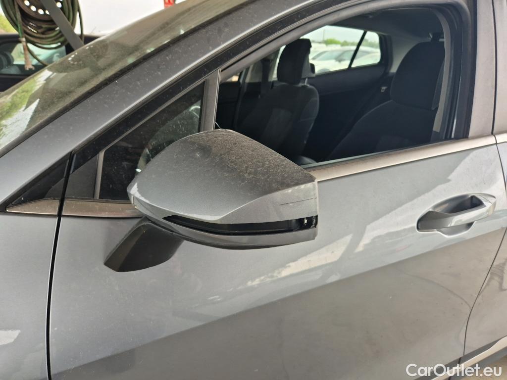  KIA  Sportage KIA  / 2022 / 5P / todoterreno 1.6 T-GDi HEV 171kW (230CV) Drive 4X2 #22