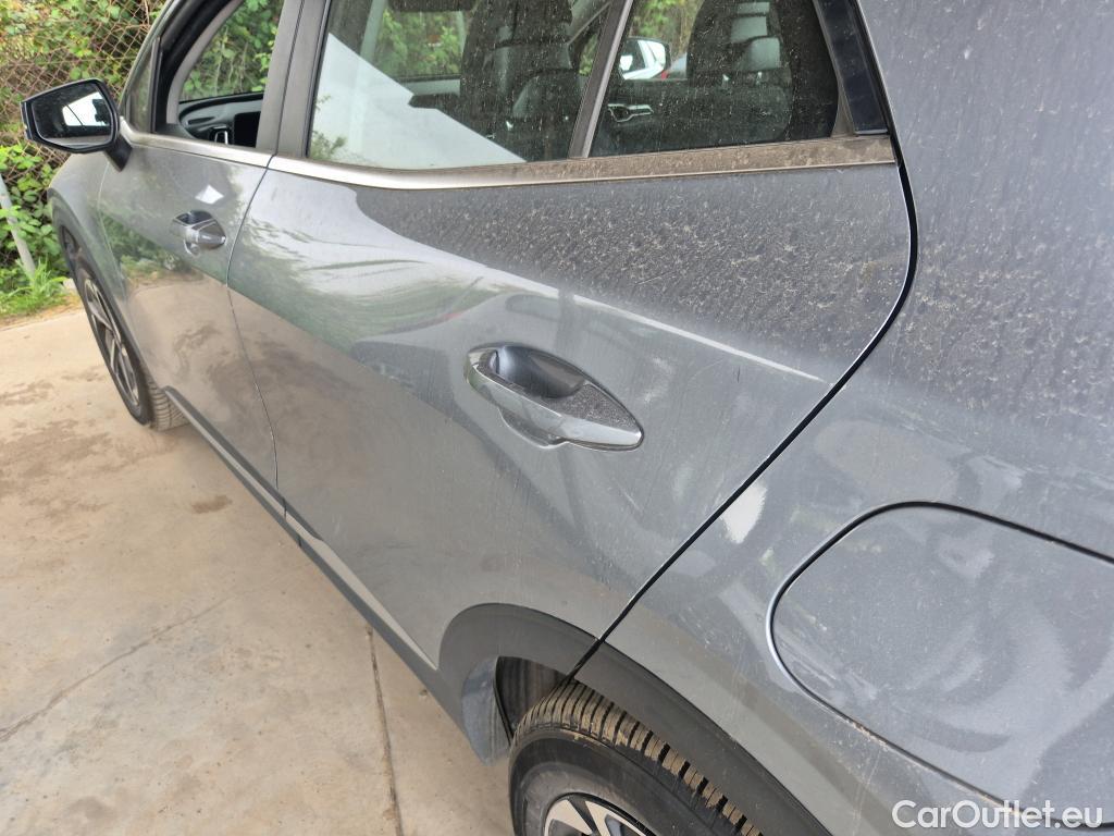  KIA  Sportage KIA  / 2022 / 5P / todoterreno 1.6 T-GDi HEV 171kW (230CV) Drive 4X2 #28